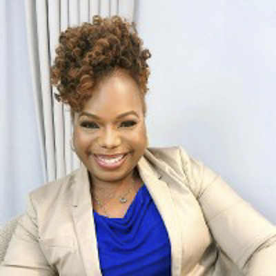 diya wynn a person with a beige blazer and a blue shirt